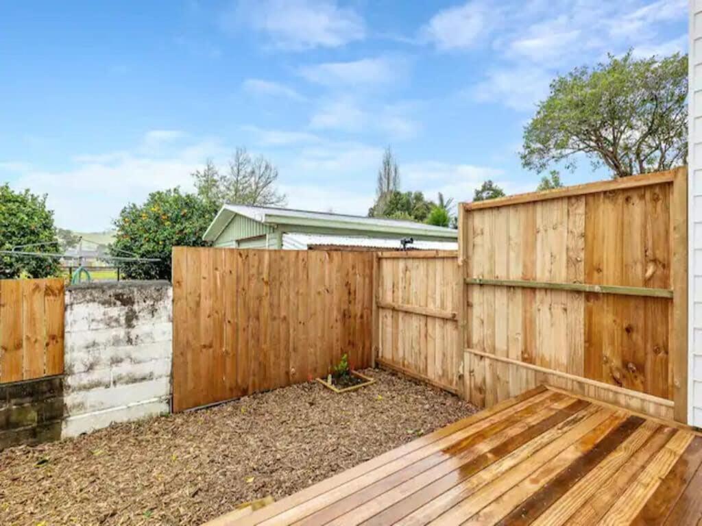 Holiday home Stunning Three Bedroom Townhouse With Free Parking Auckland