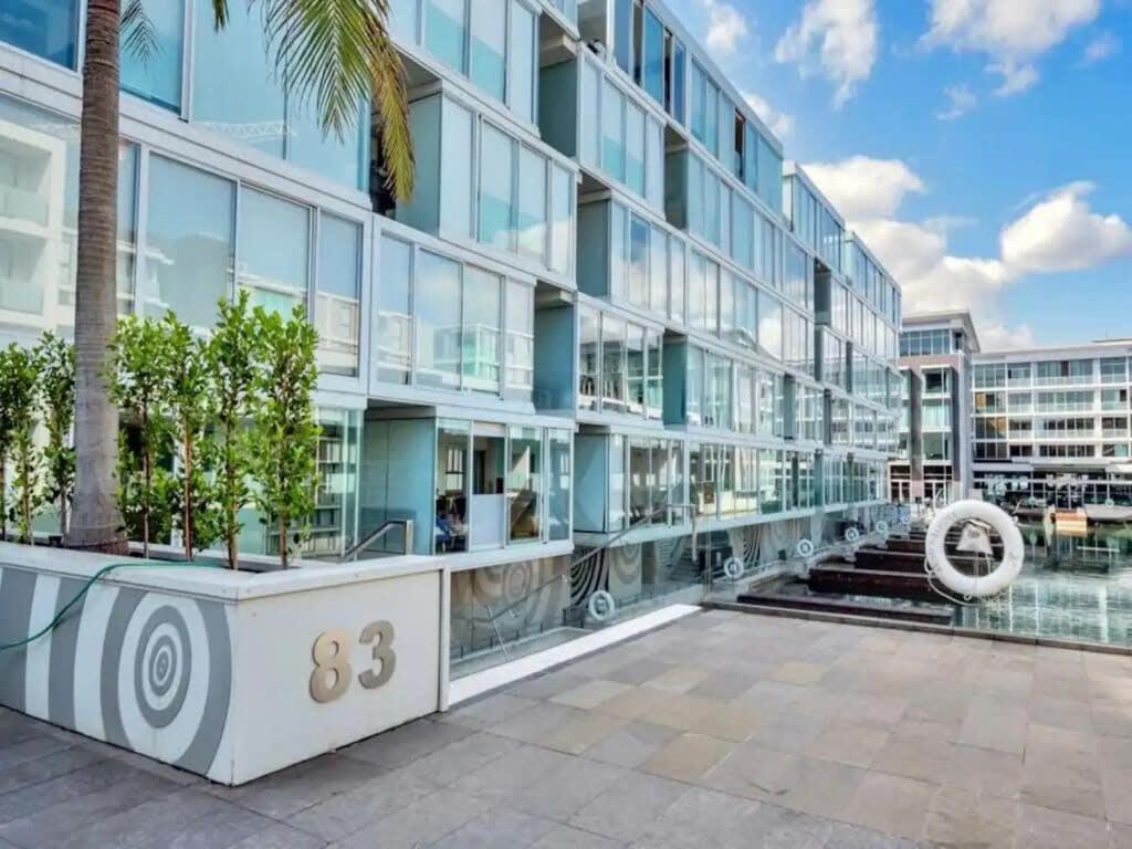 Stunning Views Of Viaduct Harbour Free Parking Apartment