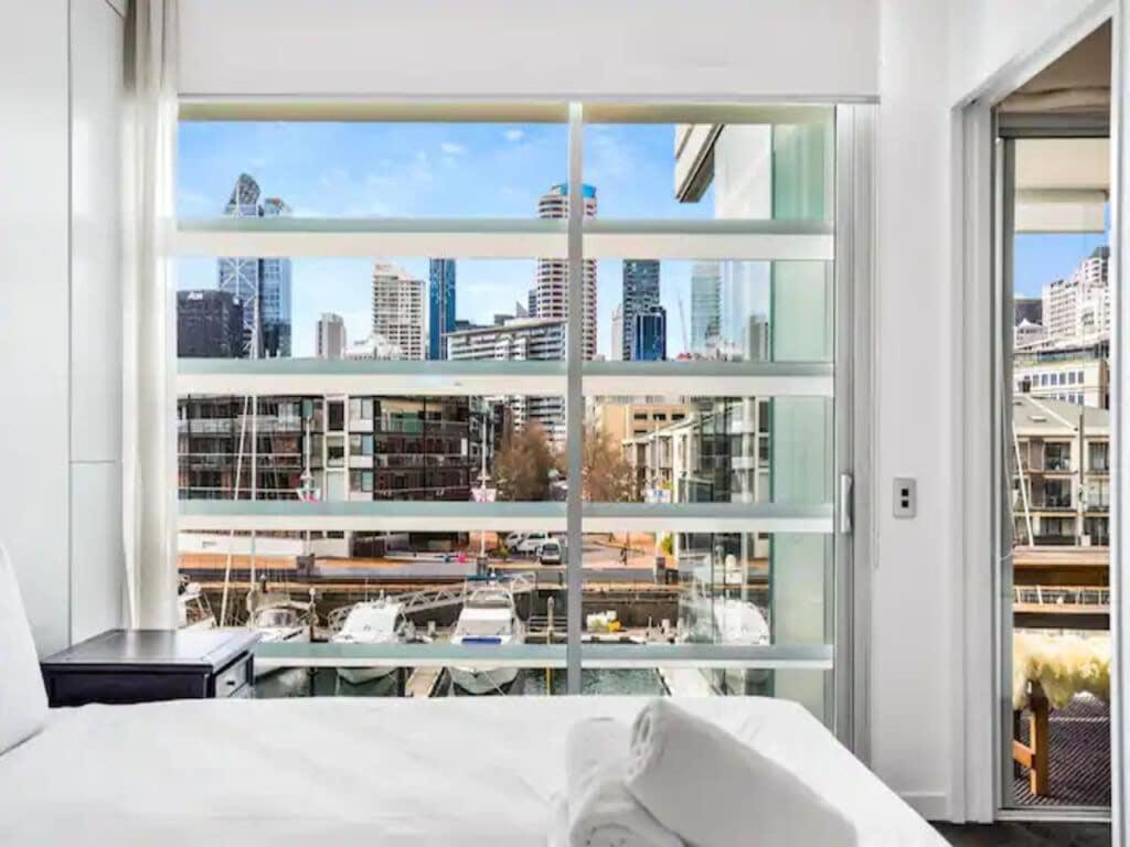Stunning Views Of Viaduct Harbour Free Parking Apartment