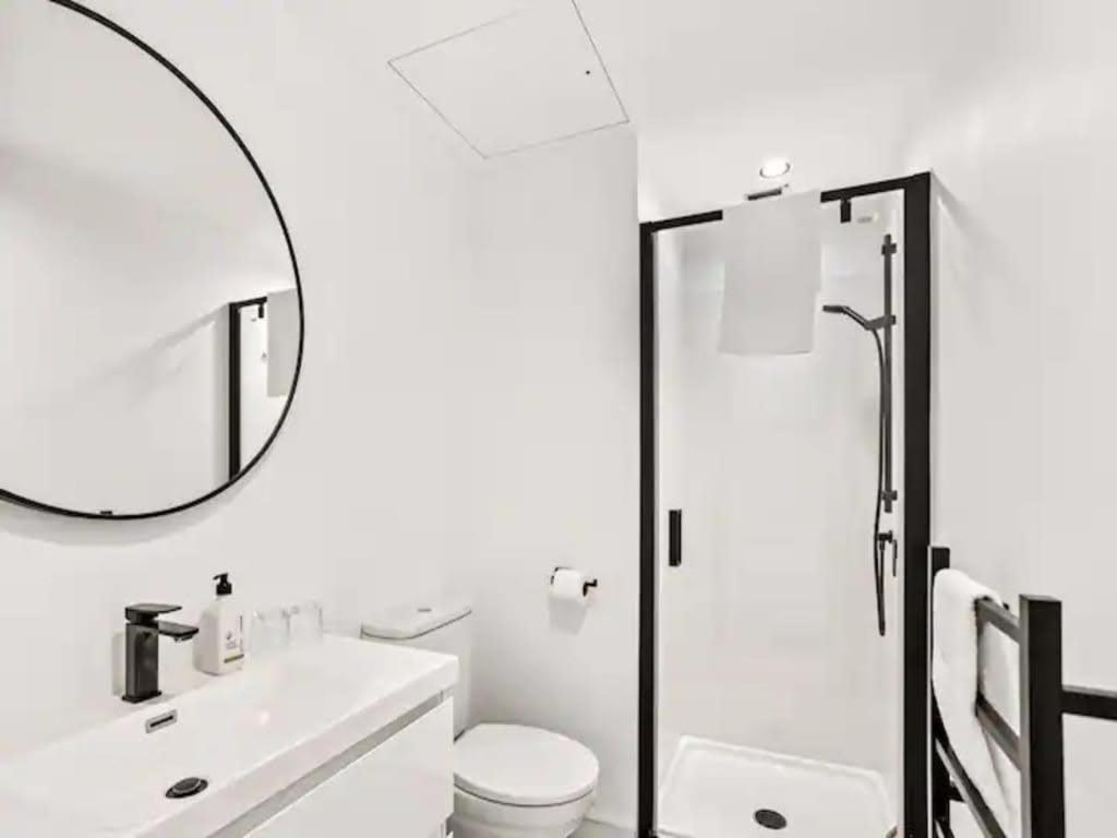 Modern One Bedroom In