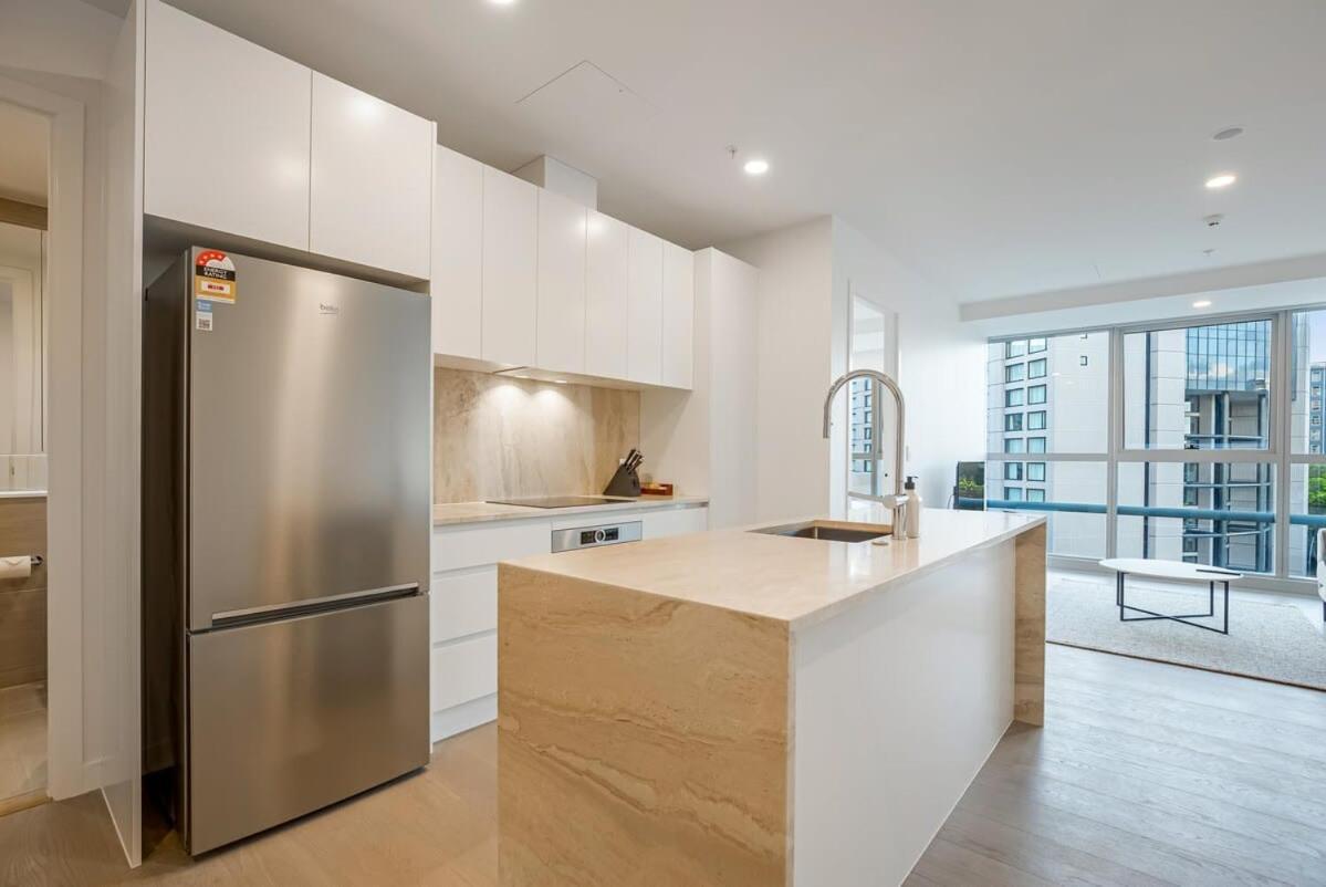 Modern Bright