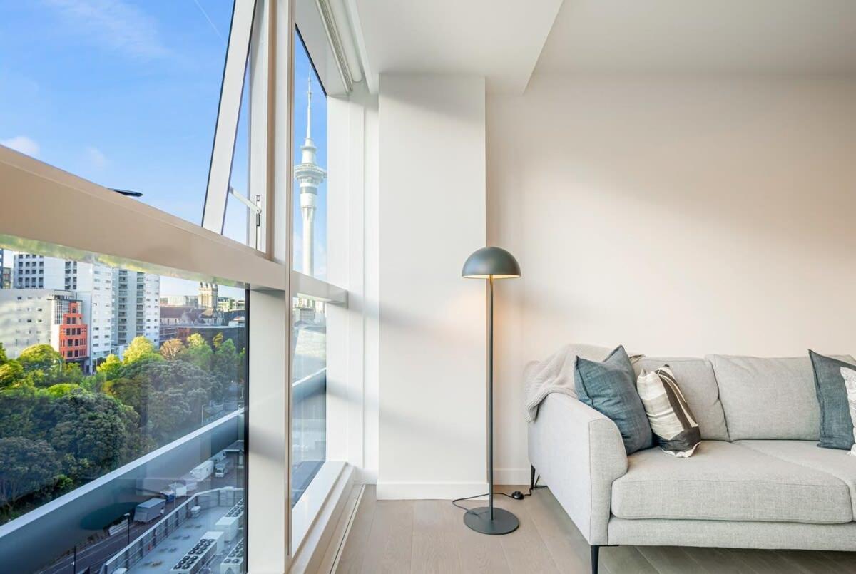 Modern Bright *