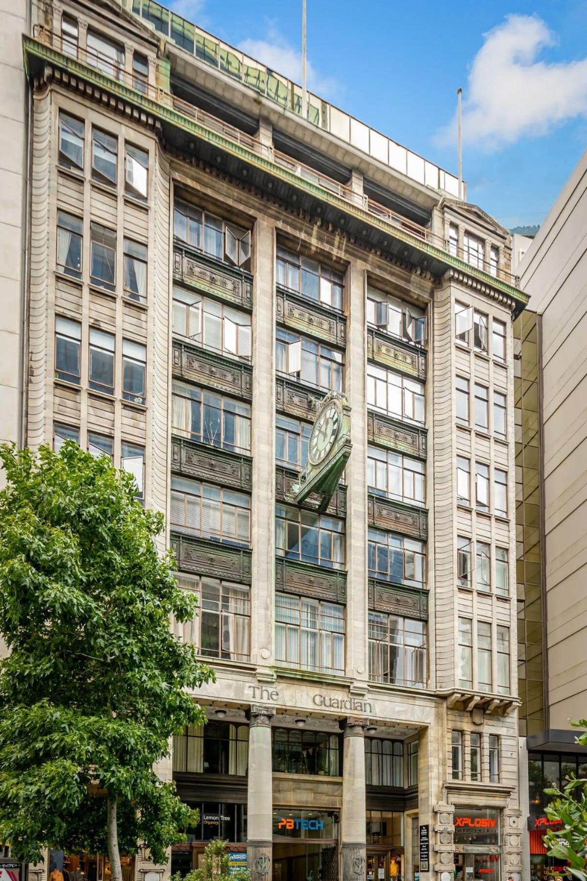 Apartment Open-plan Living In The Heart Of