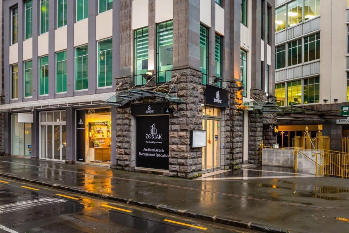 Apartment Open-plan Living In The Heart Of *