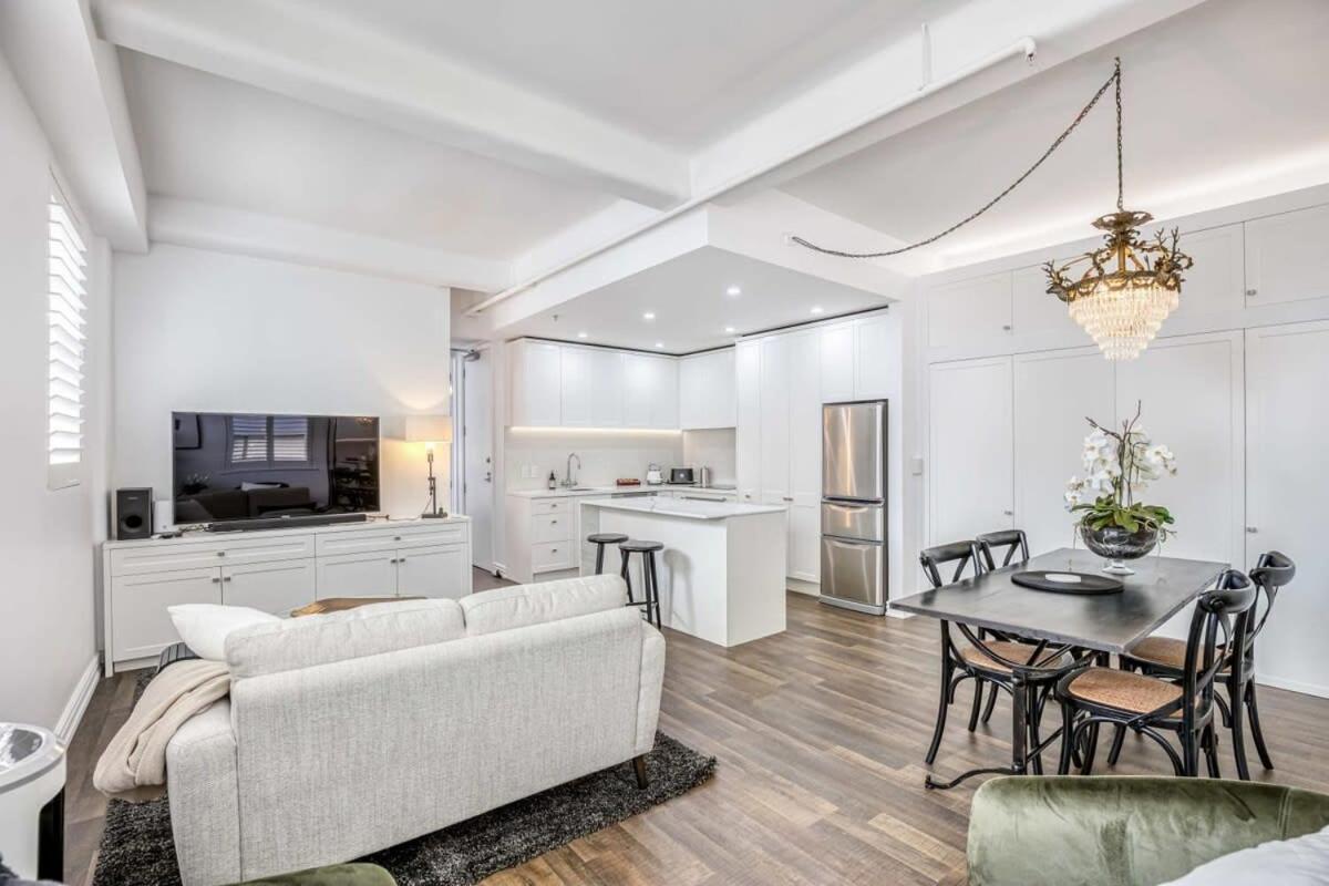 Stylish Penthouse Apartment *