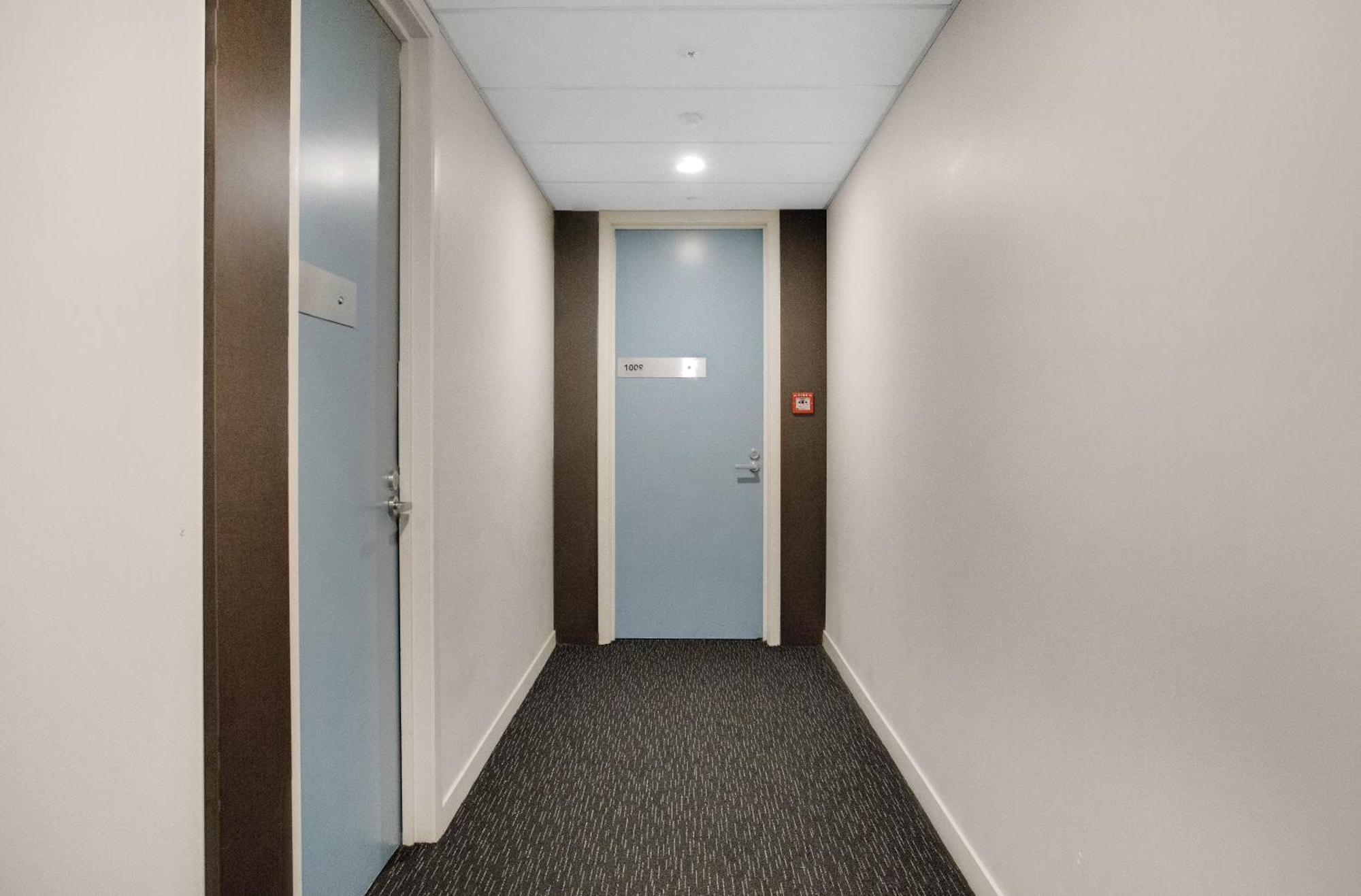 Skyline Serenade With Skycity View And Parking Apartment *