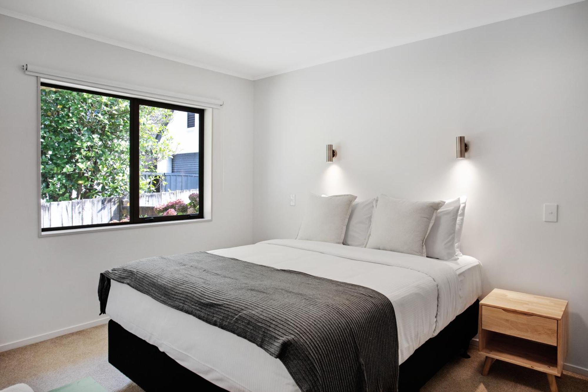 Sunnyside Townhouse With Rumpus, Parking And Deck Holiday home Auckland