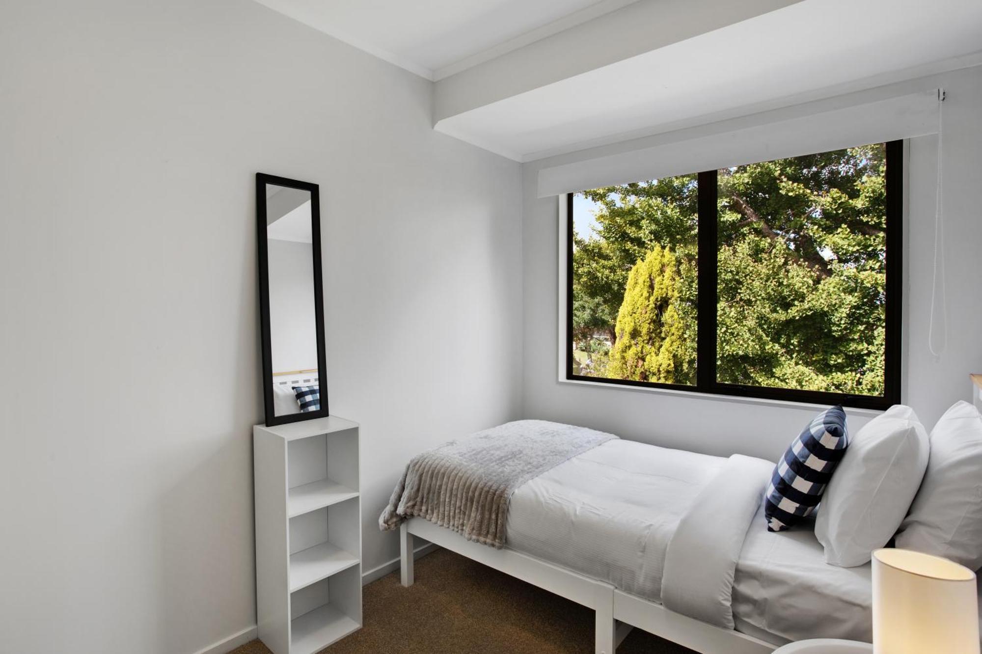 Holiday home Sunnyside Townhouse With Rumpus, Parking And Deck Auckland
