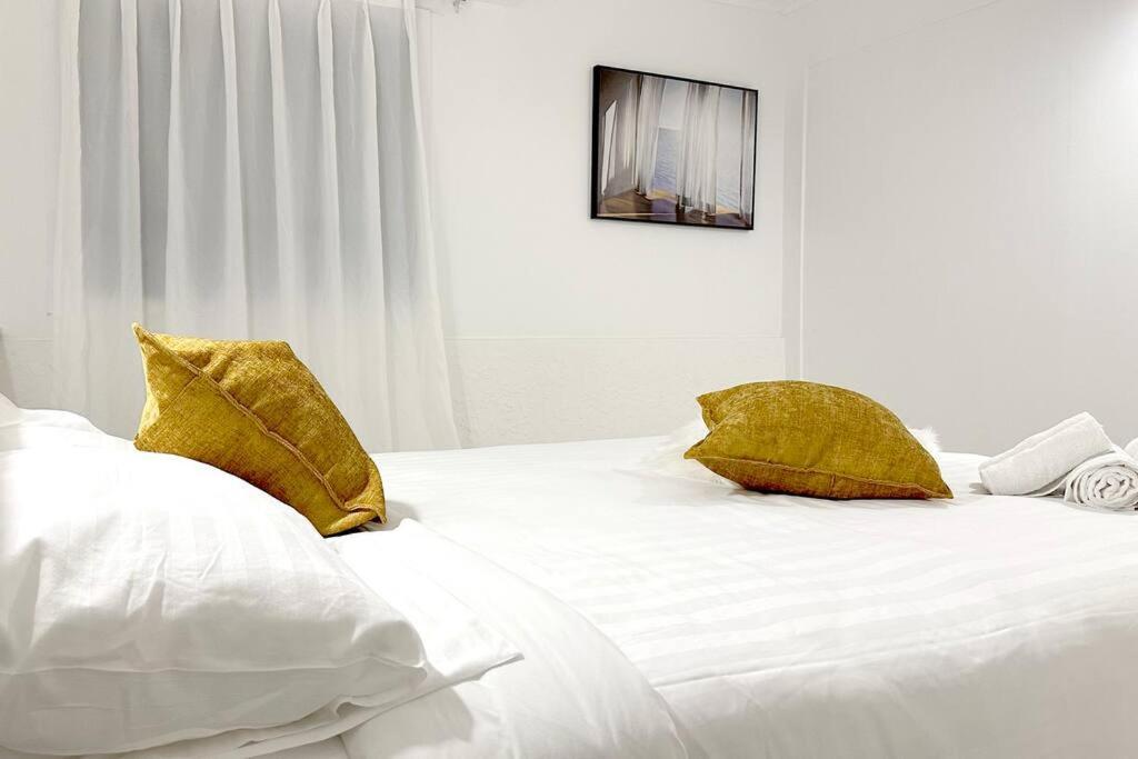 Apartment Schoolzone, Golf, Location - By The Bay 5 Bedroom Auckland