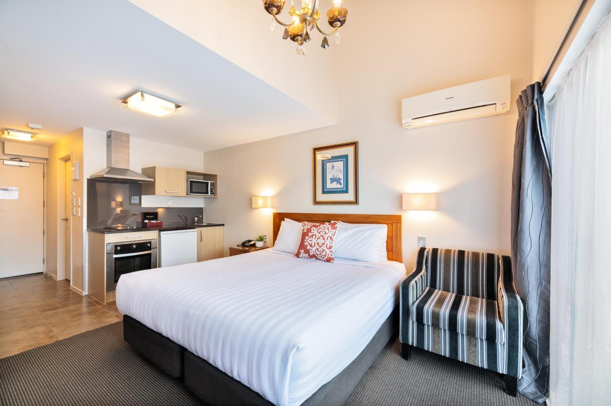 Motel Western Newmarket & 4*