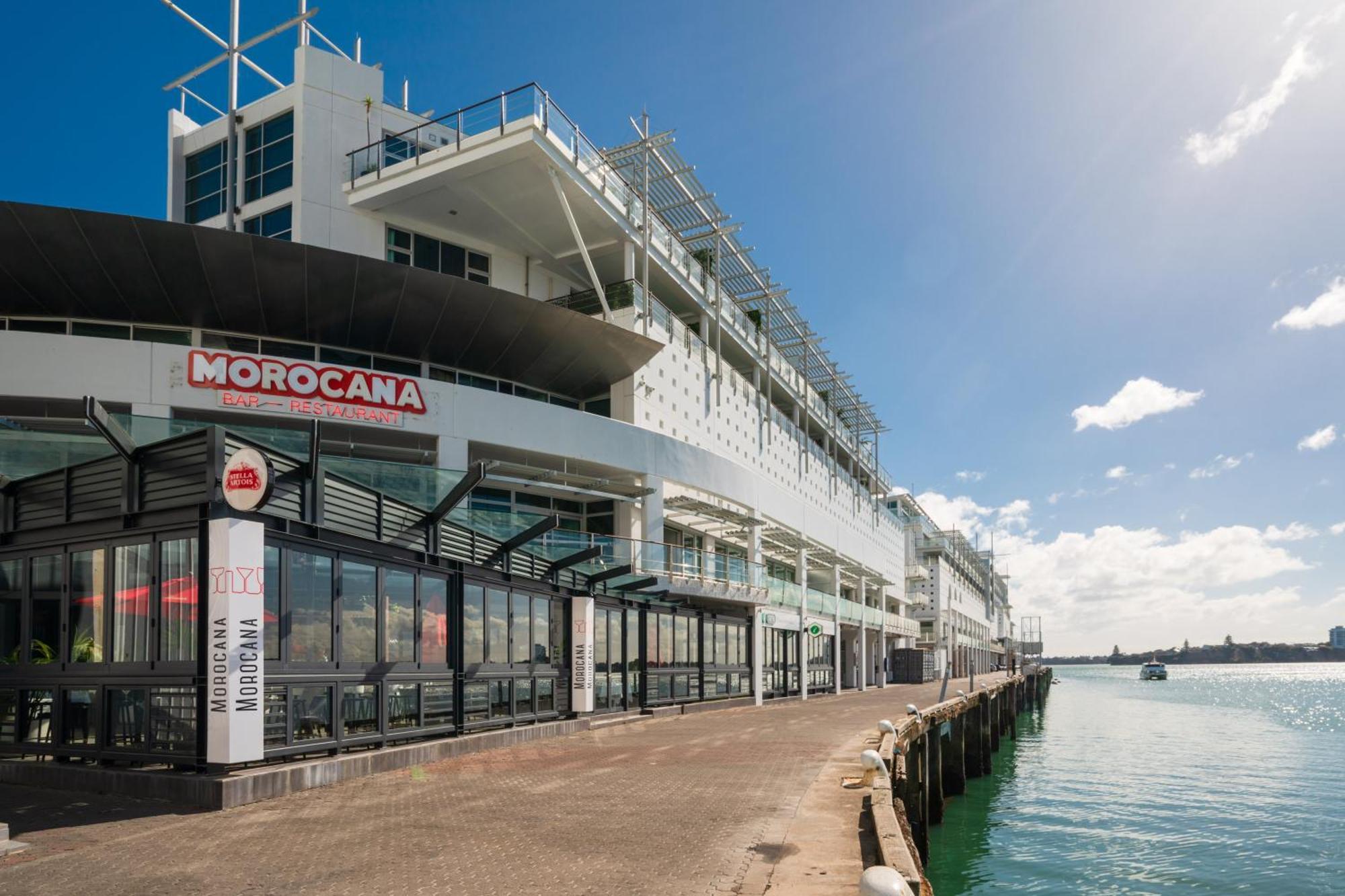 Apartment Chic Princes Wharf - View - Parking