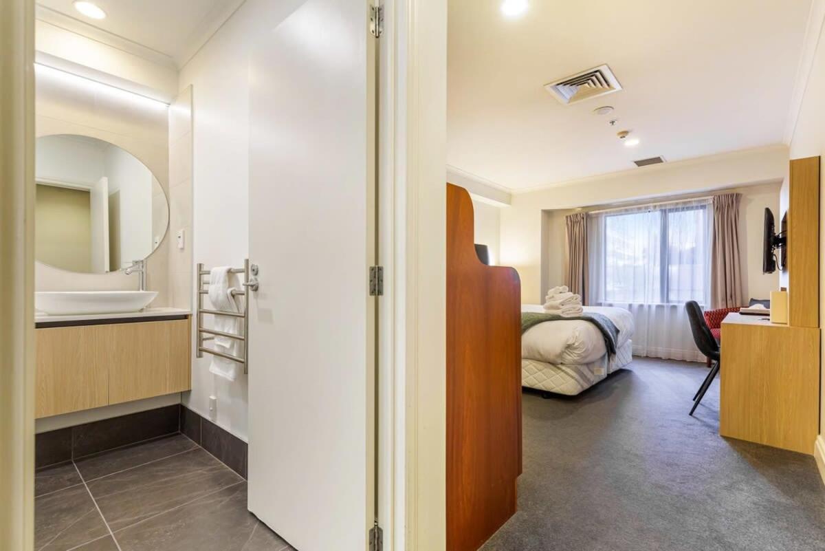 Inn Lovely Studio In Prime Location!