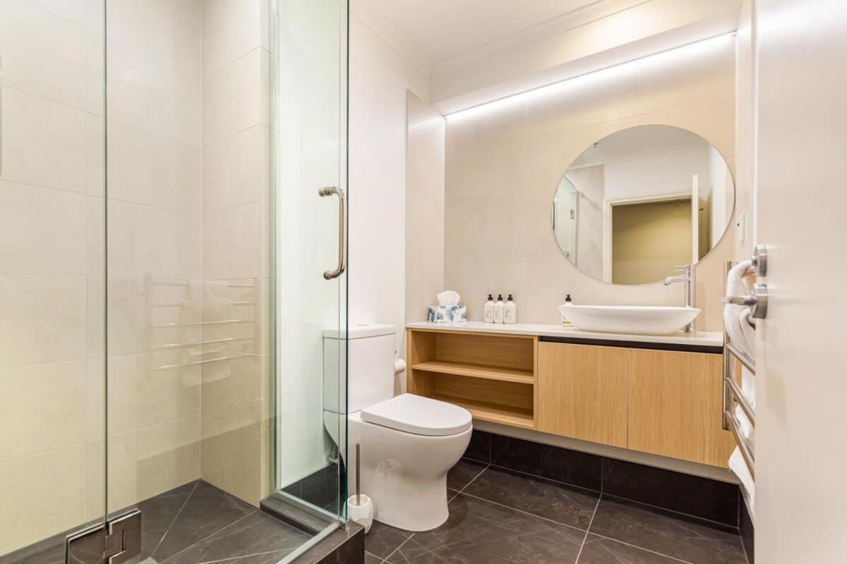 Lovely Studio In Prime Location!