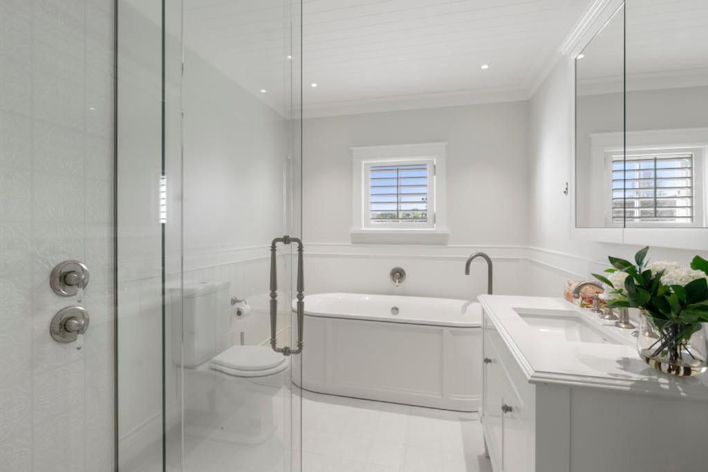 Hampton On View Luxury Clifftop In Campbells Bay