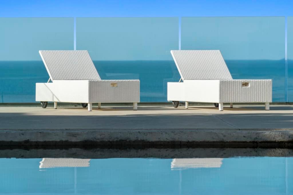 Holiday home Hampton On View Luxury Clifftop In Campbells Bay *