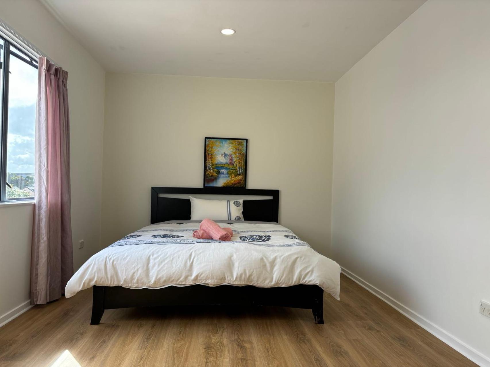 New Lynn Tidy House
