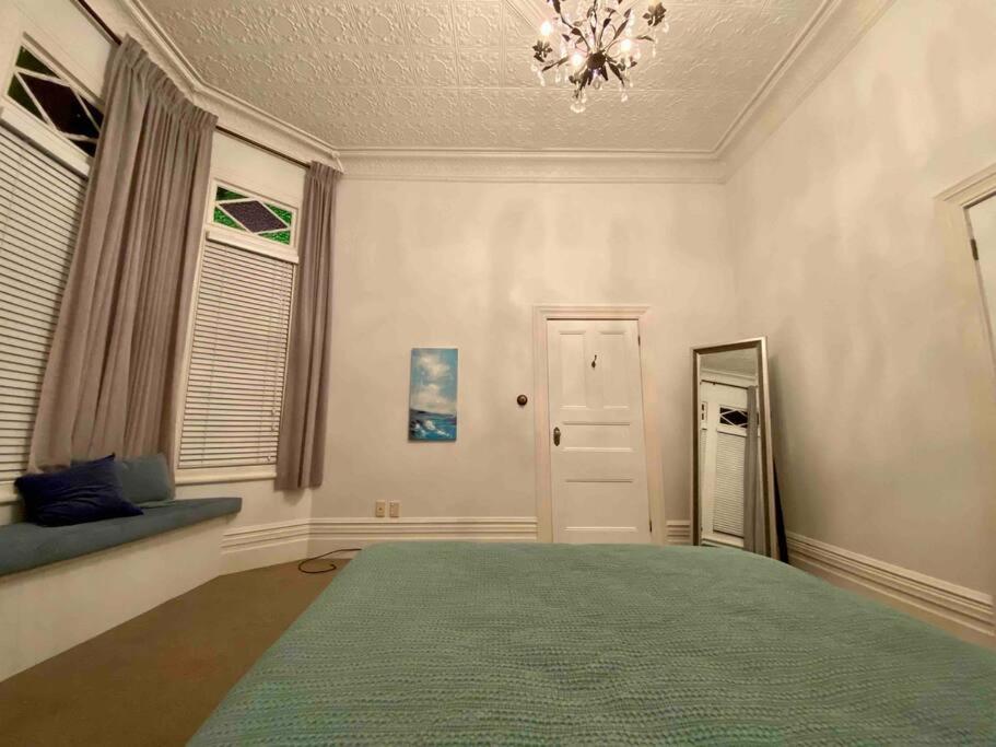 Grand Studio In Location Villa *