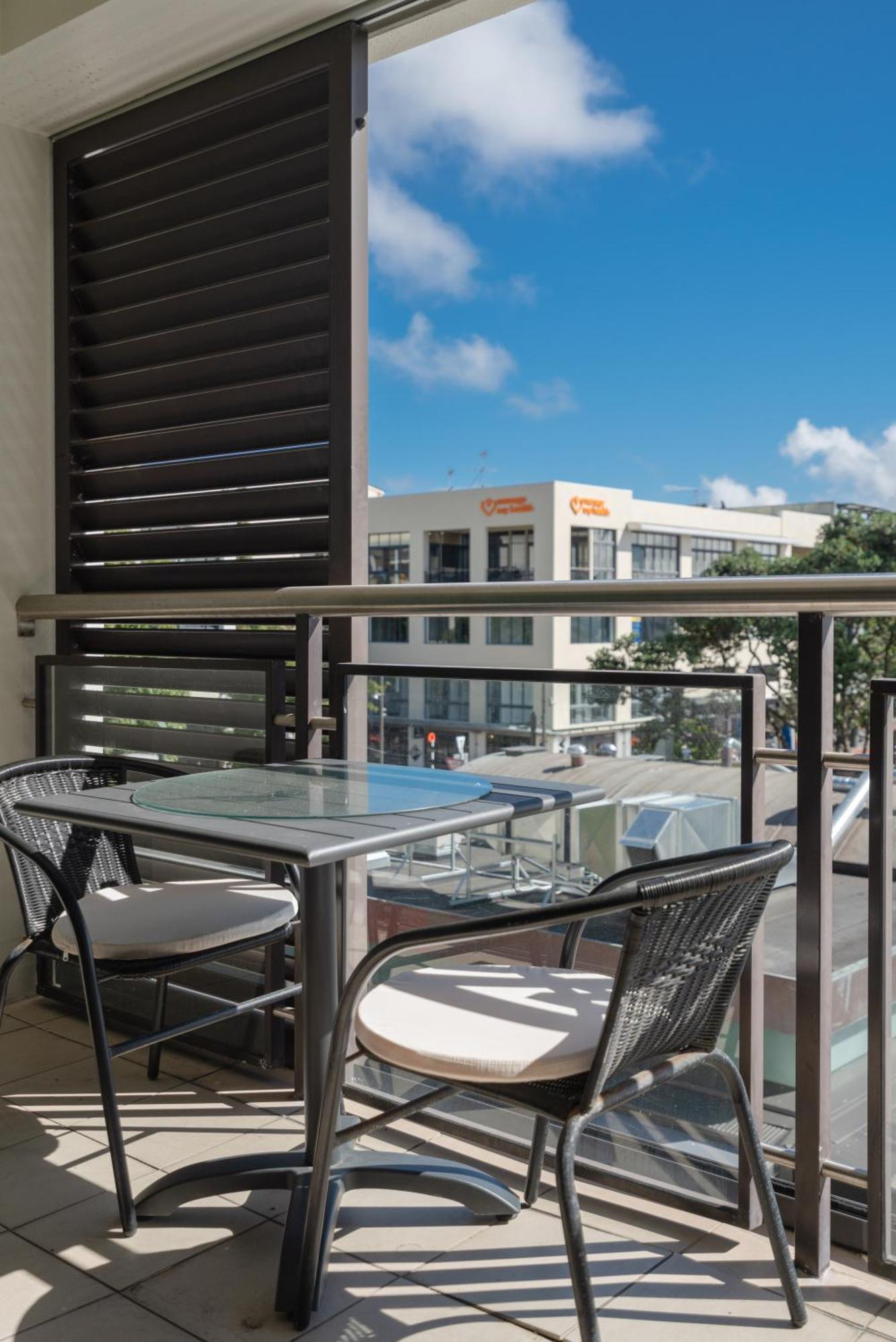 Apartment Luxury Waterfront Haven On Viaduct Harbour Auckland