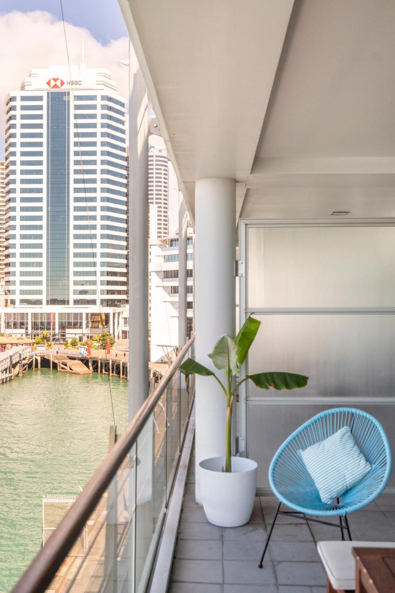 Apartment Your Luxury Waterfront Retreat Awaits