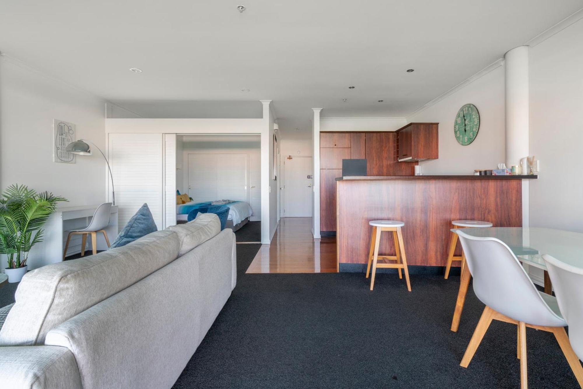 Your Luxury Waterfront Retreat Awaits