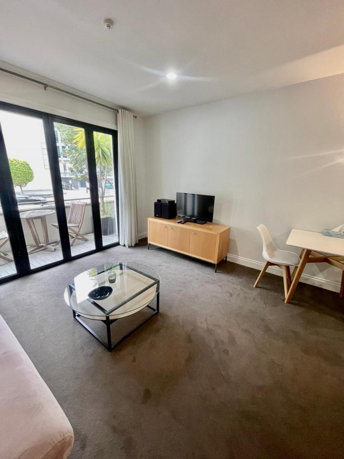 Apartment Cosy Centre W/ Balcony