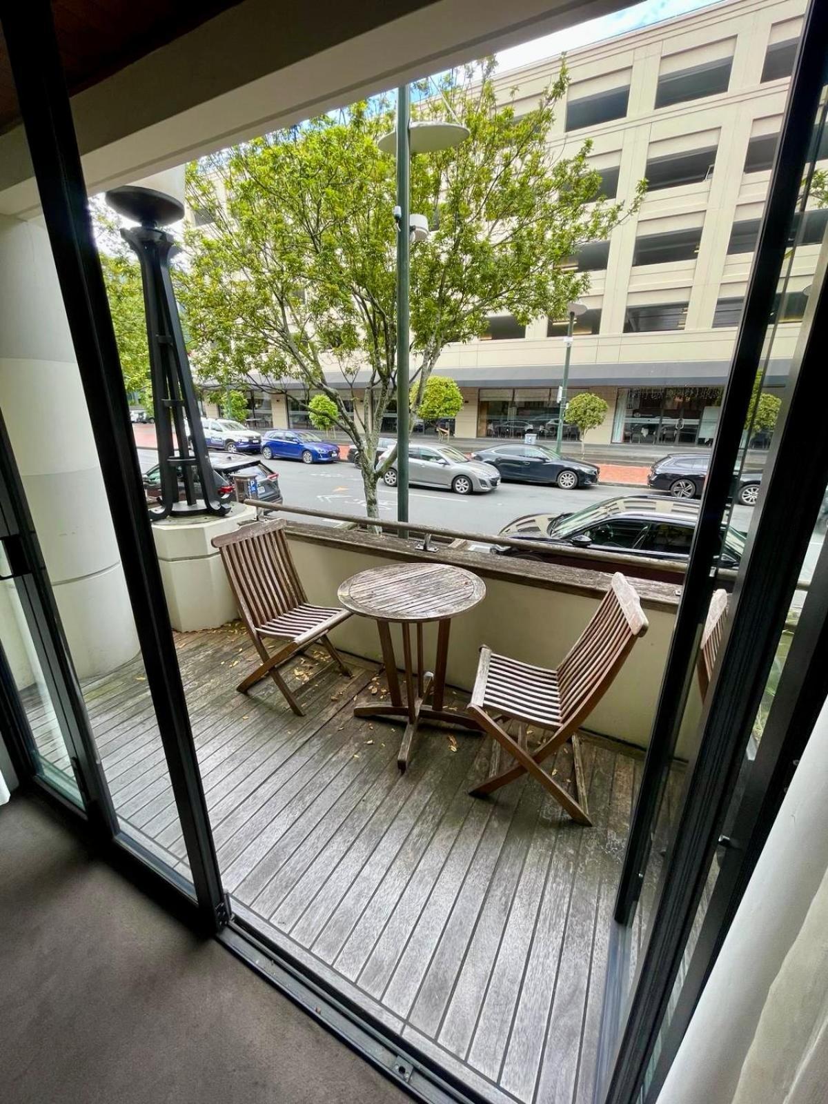Apartment Cosy Centre W/ Balcony Auckland