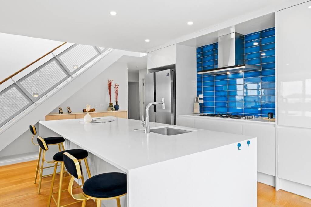 Welcome To Luxury Living In Cbd Auckland