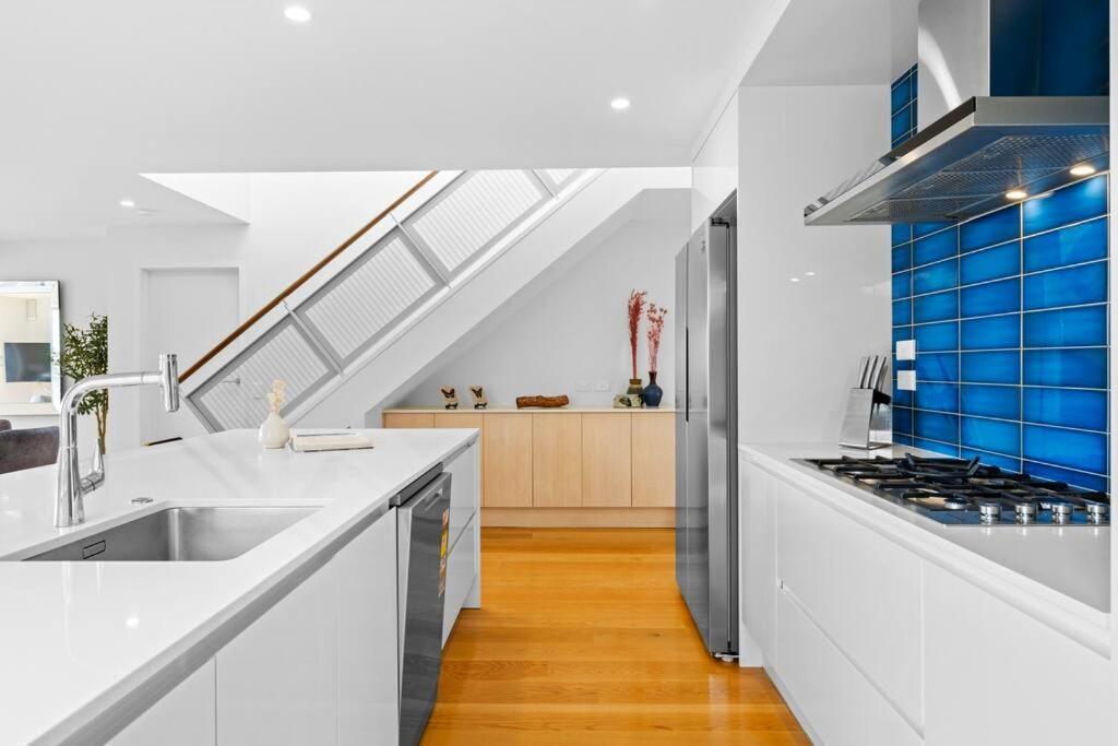 Welcome To Luxury Living In Cbd Auckland