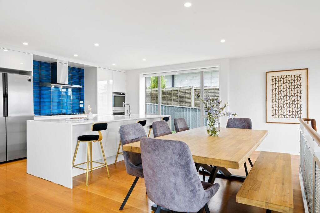 Welcome To Luxury Living In Cbd Auckland
