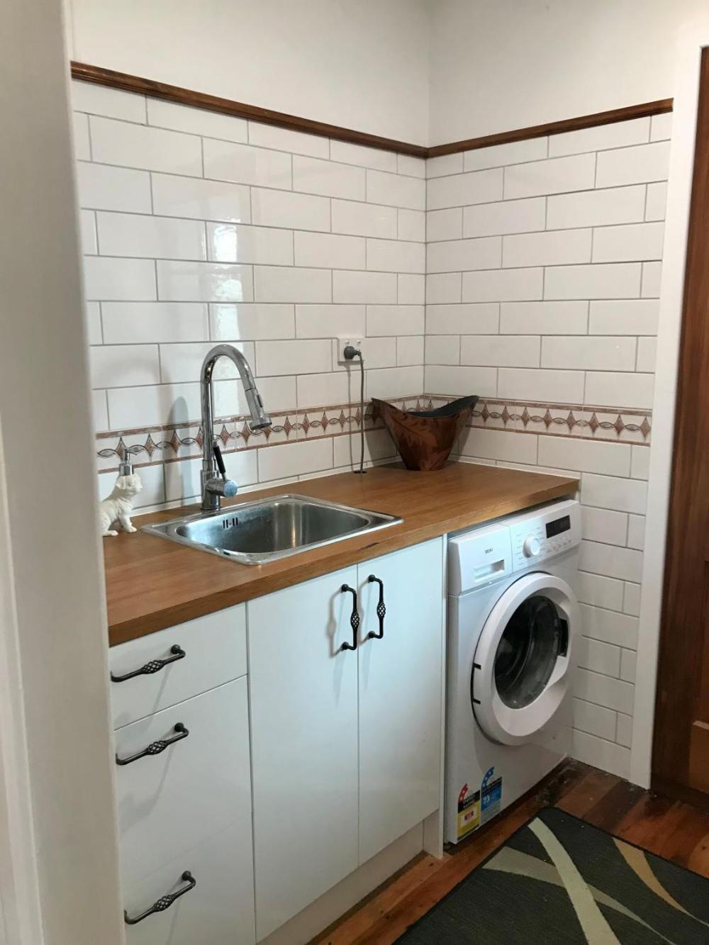 Cosy In New Lynn * Auckland