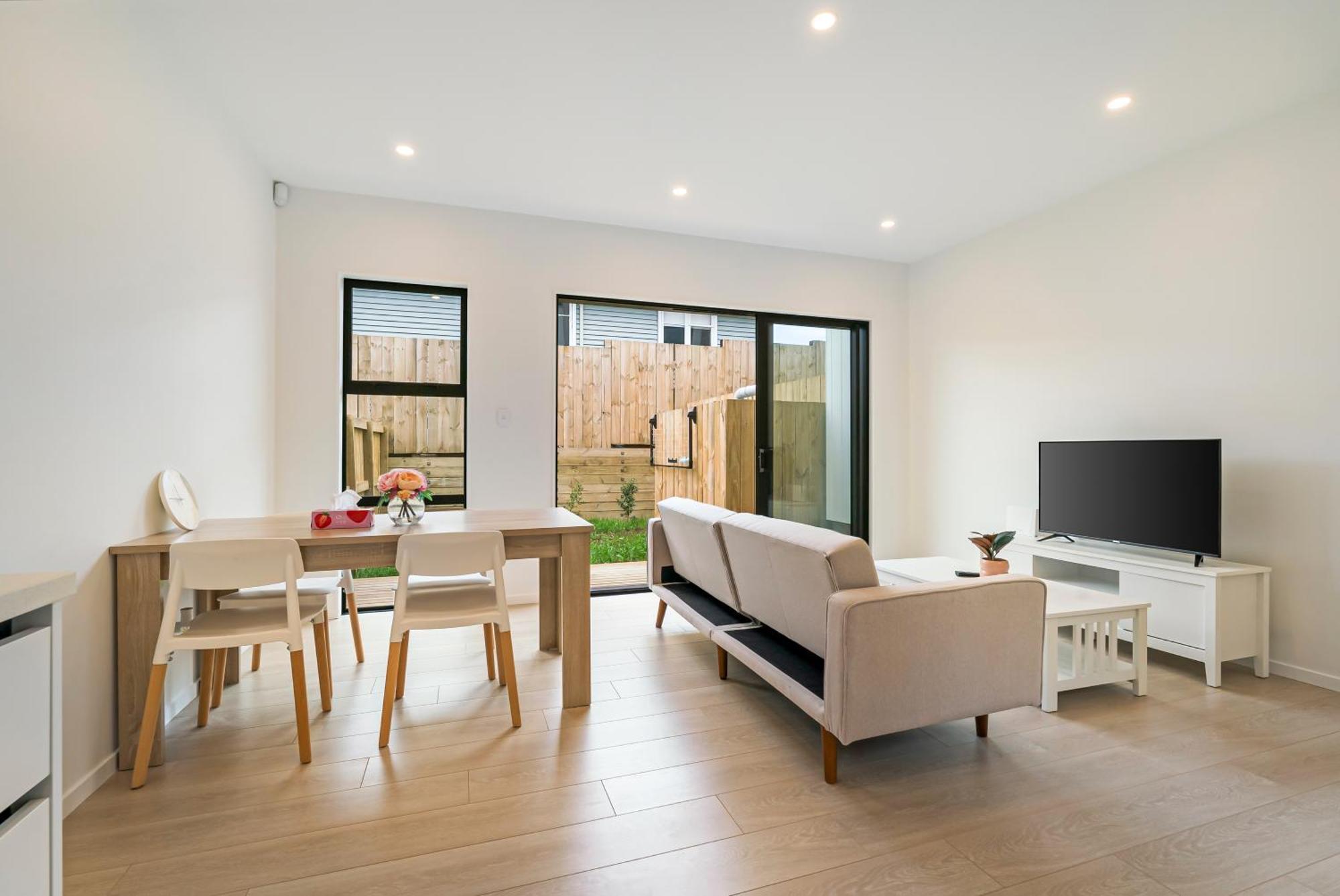 Te Atatu Cozy Brand New Townhouse 5 Auckland
