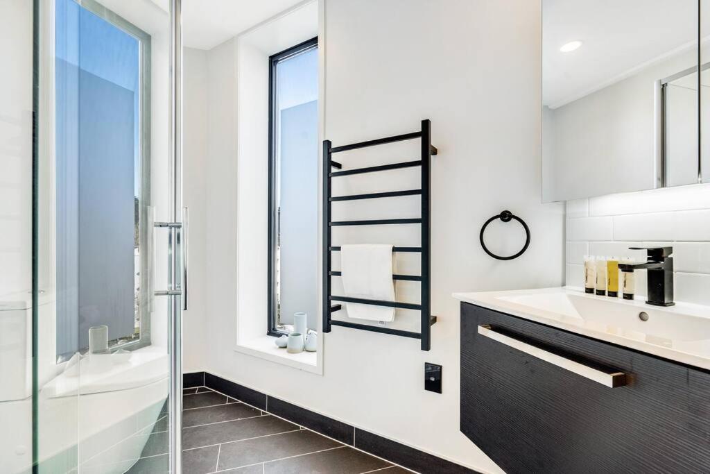 Apartment Modern One Bedroom Auckland