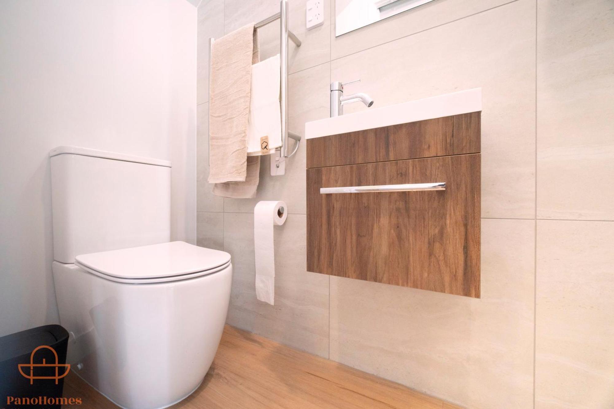 Modern Townhouse Close To With Full Kitchen - Ellerslie * Auckland