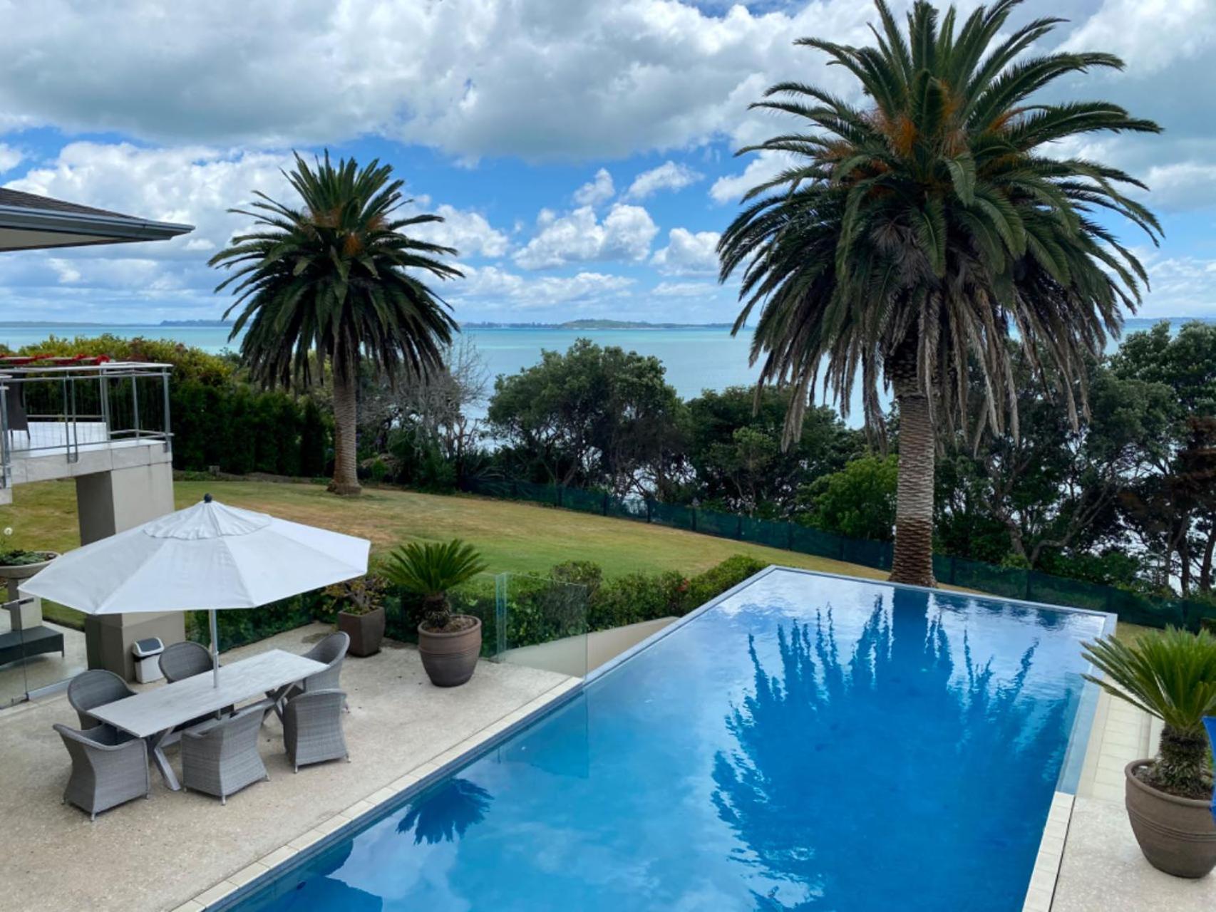 Mellons Bay Retreat Villa