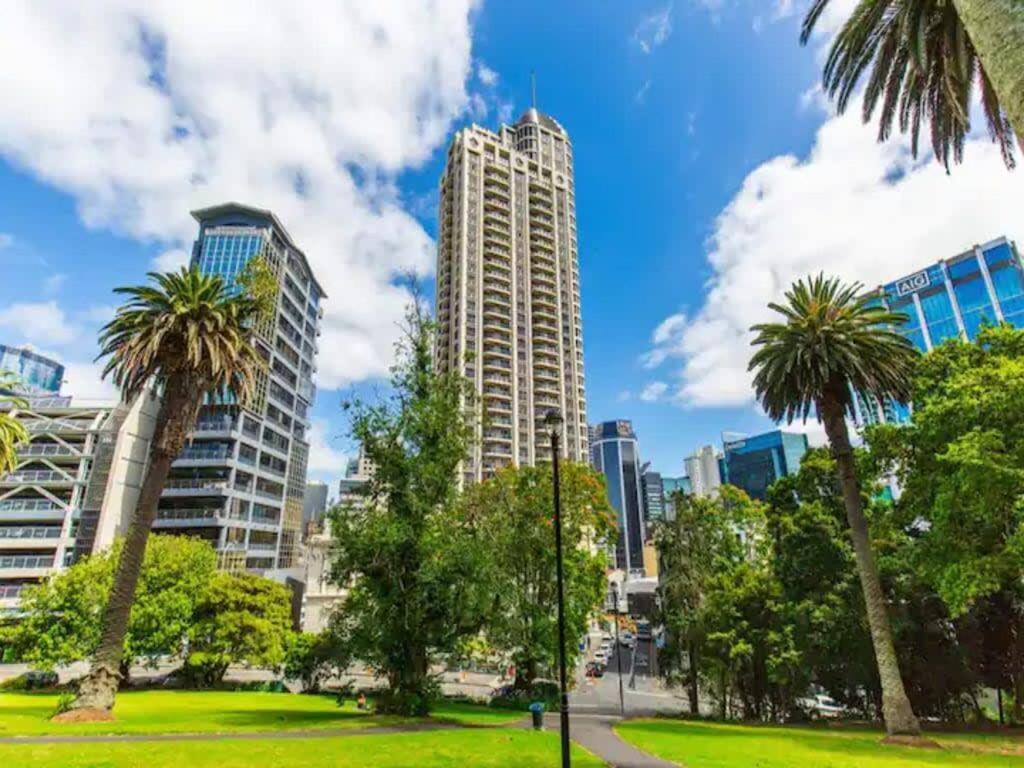 Apartment Bright One Bedroom Beauty With Balcony And Unbeatable Views Auckland