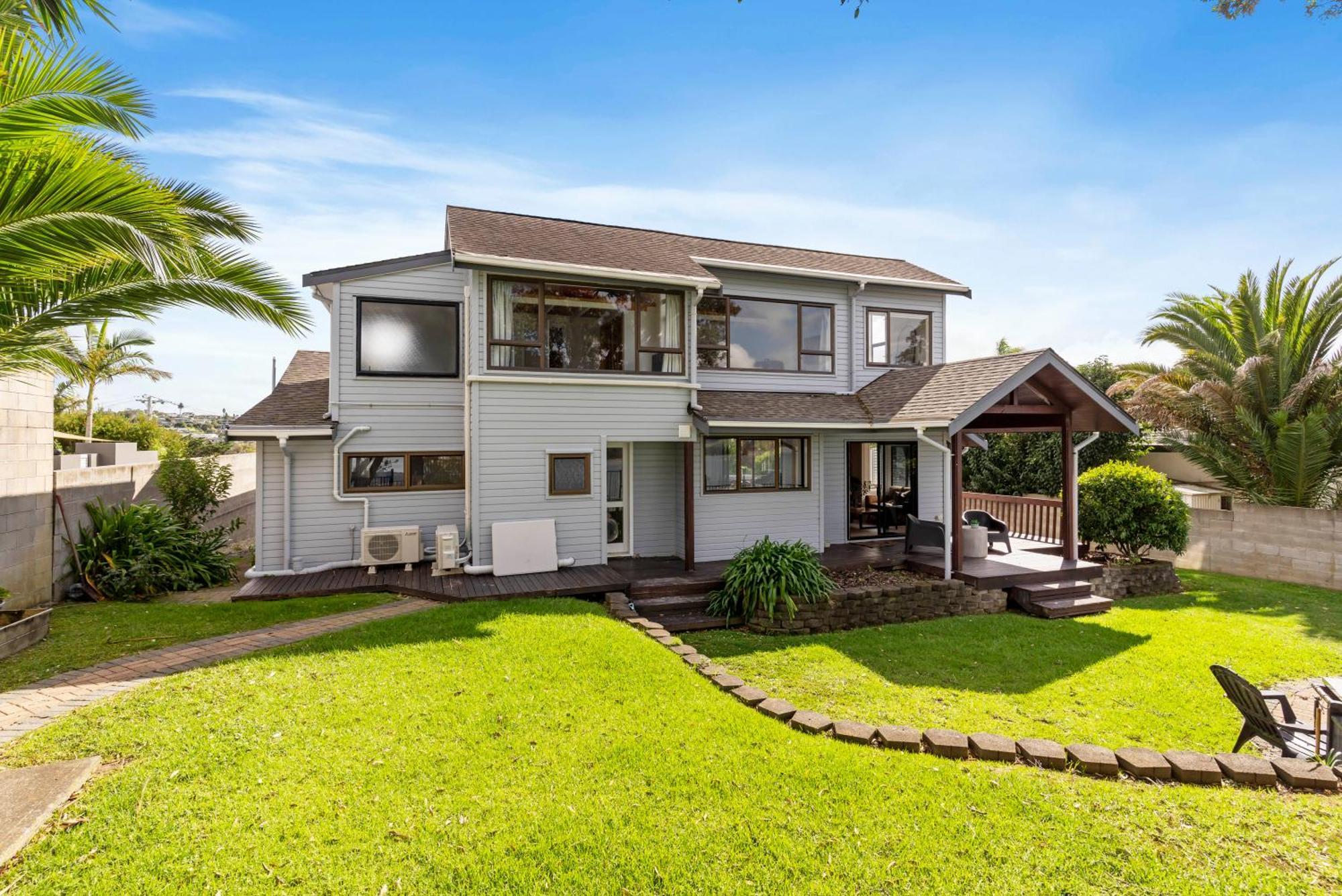Seaside Serenity 4br Modern Holiday home Auckland