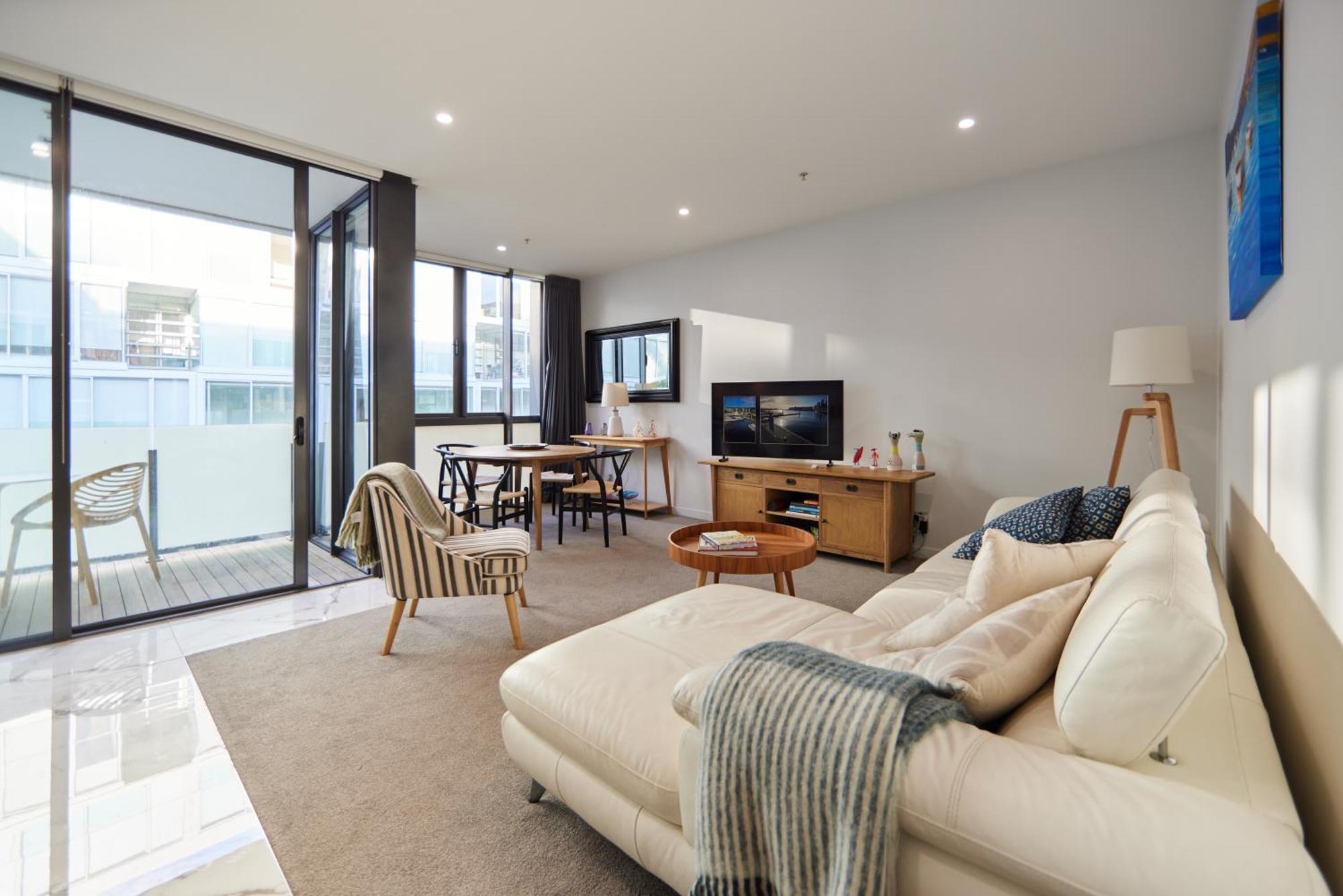 Pavilions Marina 102 - Wynyard Quarter Viaduct Harbour Auckland