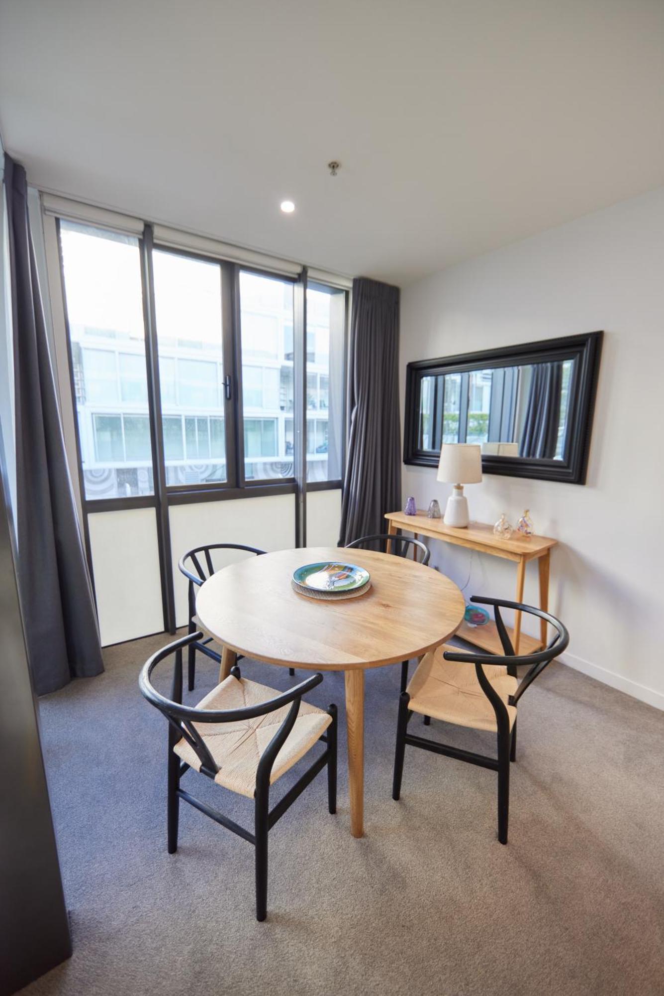 Apartment Pavilions Marina 102 - Wynyard Quarter Viaduct Harbour *