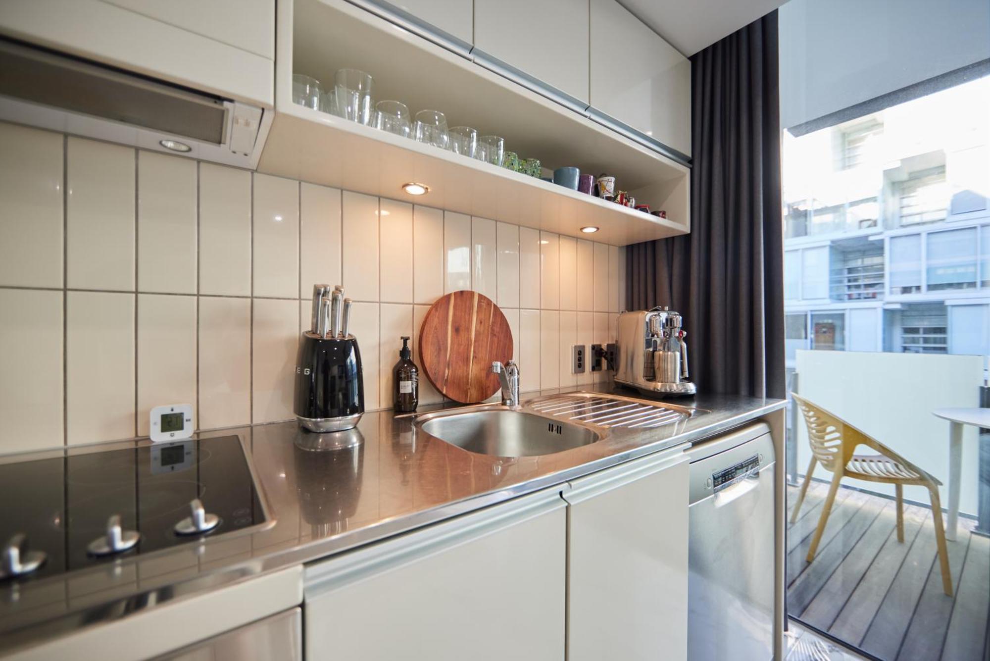 Apartment Pavilions Marina 102 - Wynyard Quarter Viaduct Harbour *