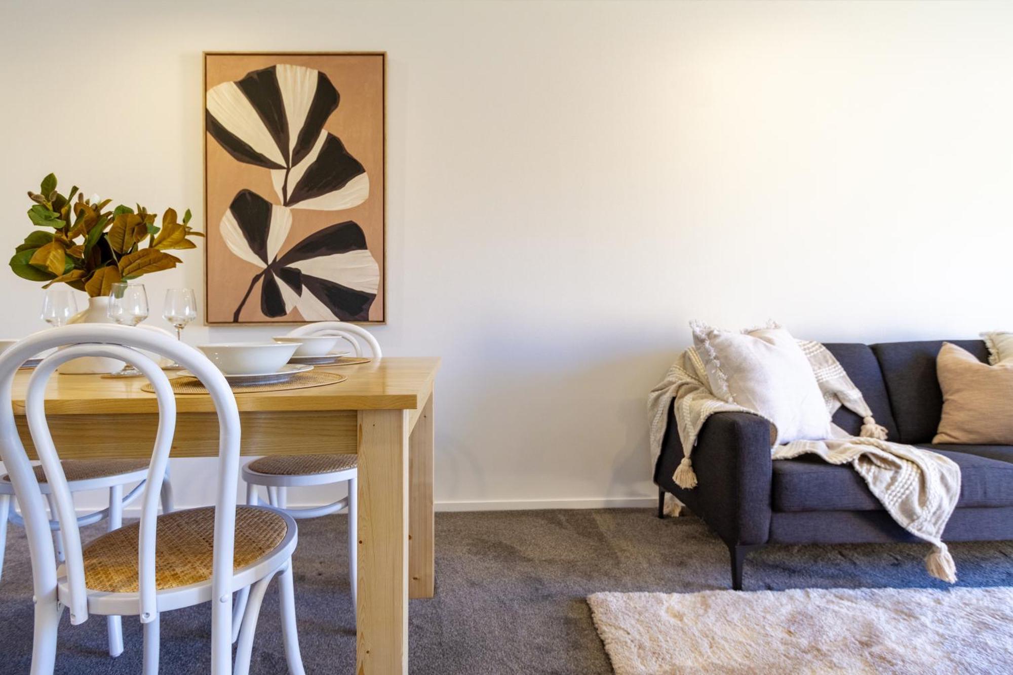 Chic 2-bed Gem: Trust Arena Proximity - West Akl Apartment Auckland