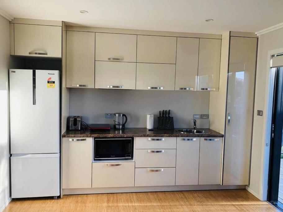 “henderson Dream Guest House” Auckland