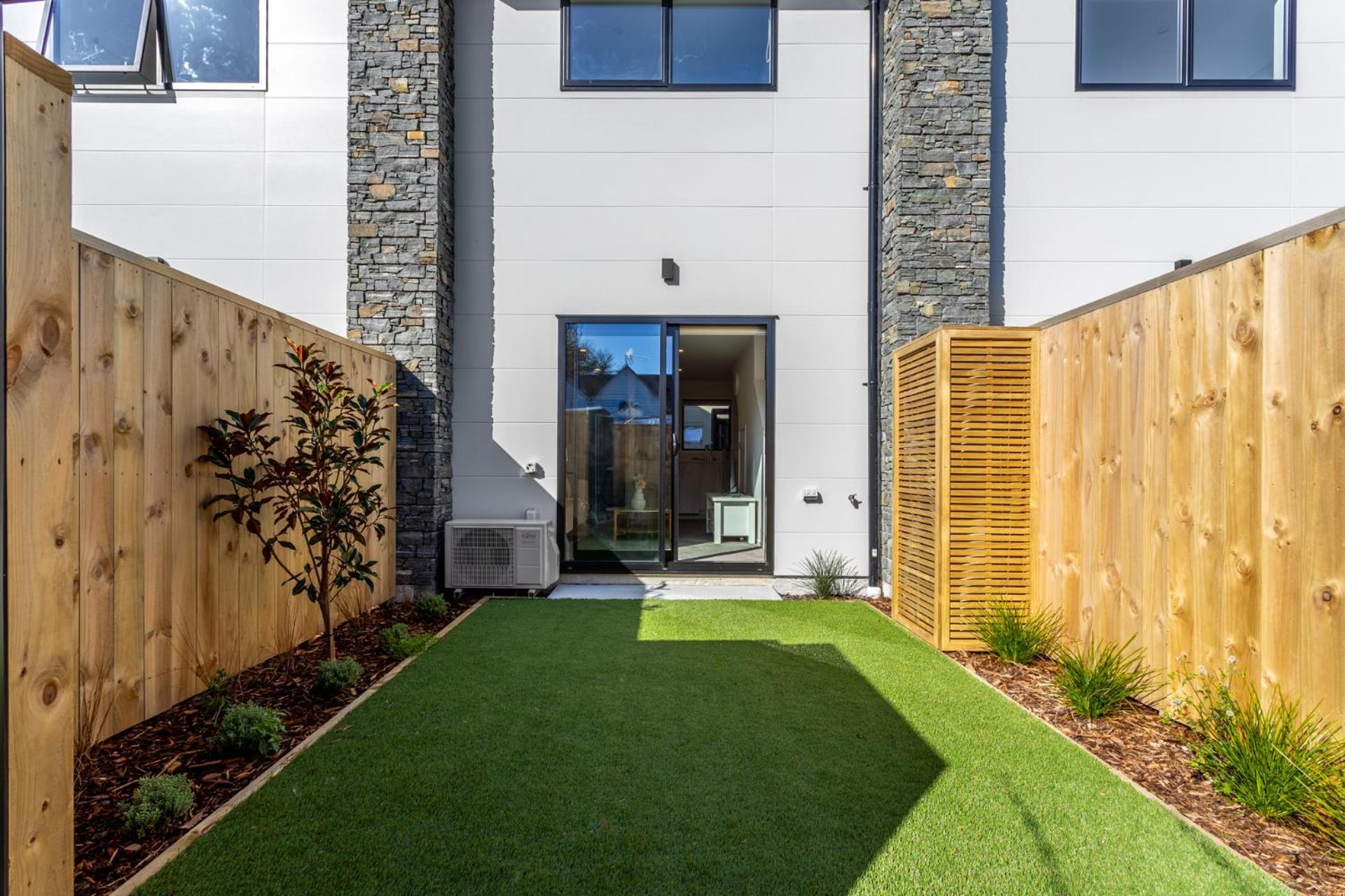 Cityscape Cozy Haven In Te Atatu - 1 Br