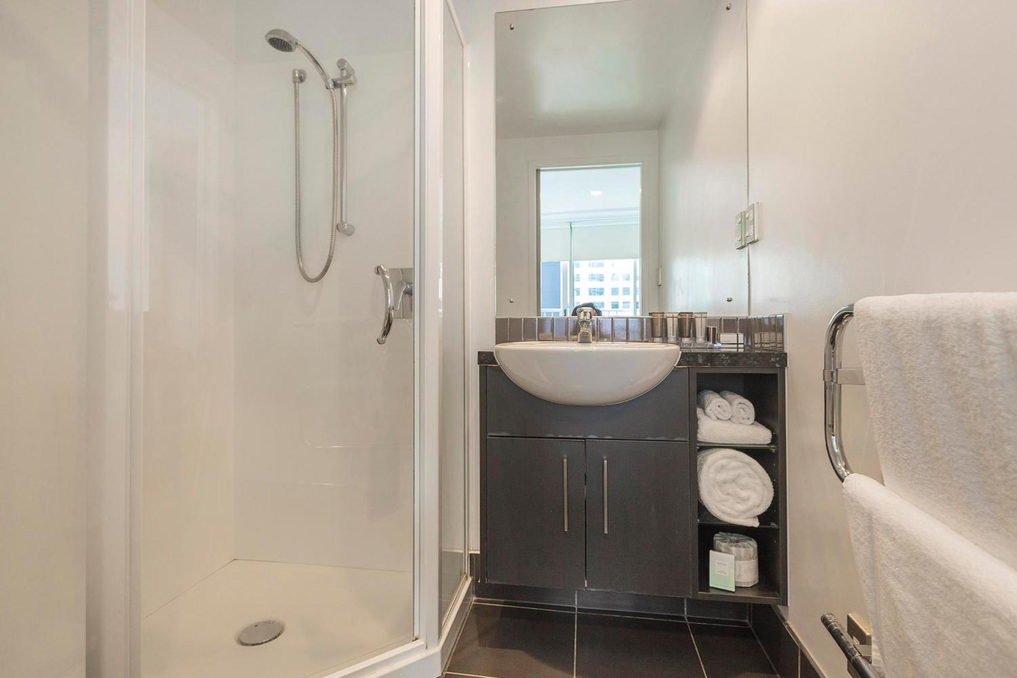 Barclay Aparthotel 4*