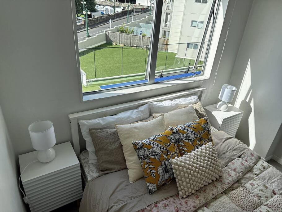 Immaculate 3 Bd 2 Bth -free Carpark & Pool