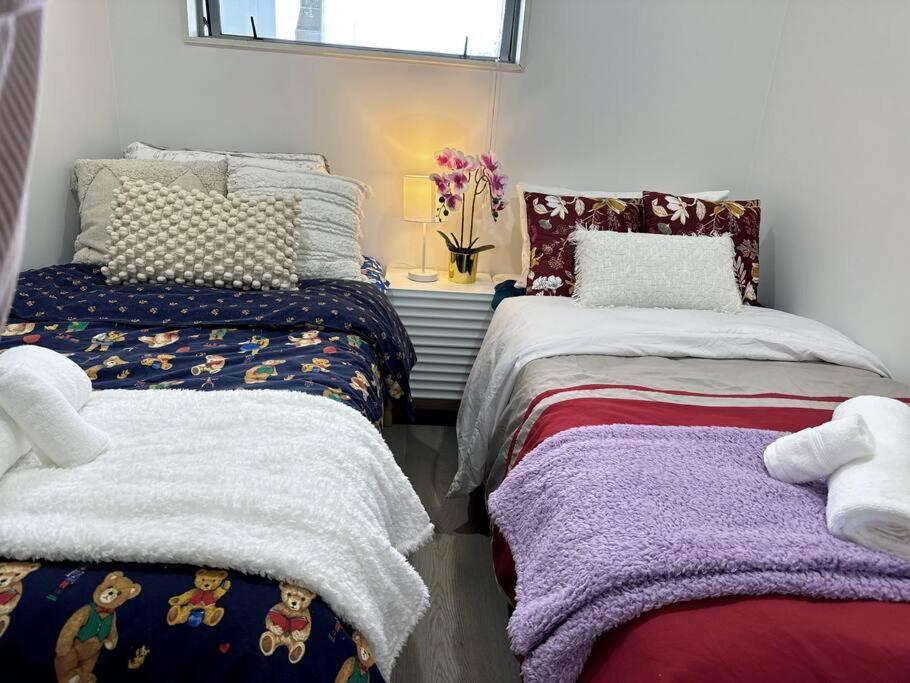 Immaculate 3 Bd 2 Bth -free Carpark & Pool * Auckland