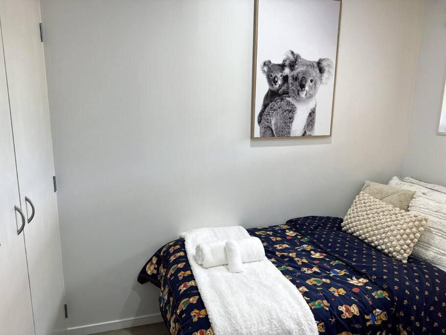 Apartment Immaculate 3 Bd 2 Bth -free Carpark & Pool *