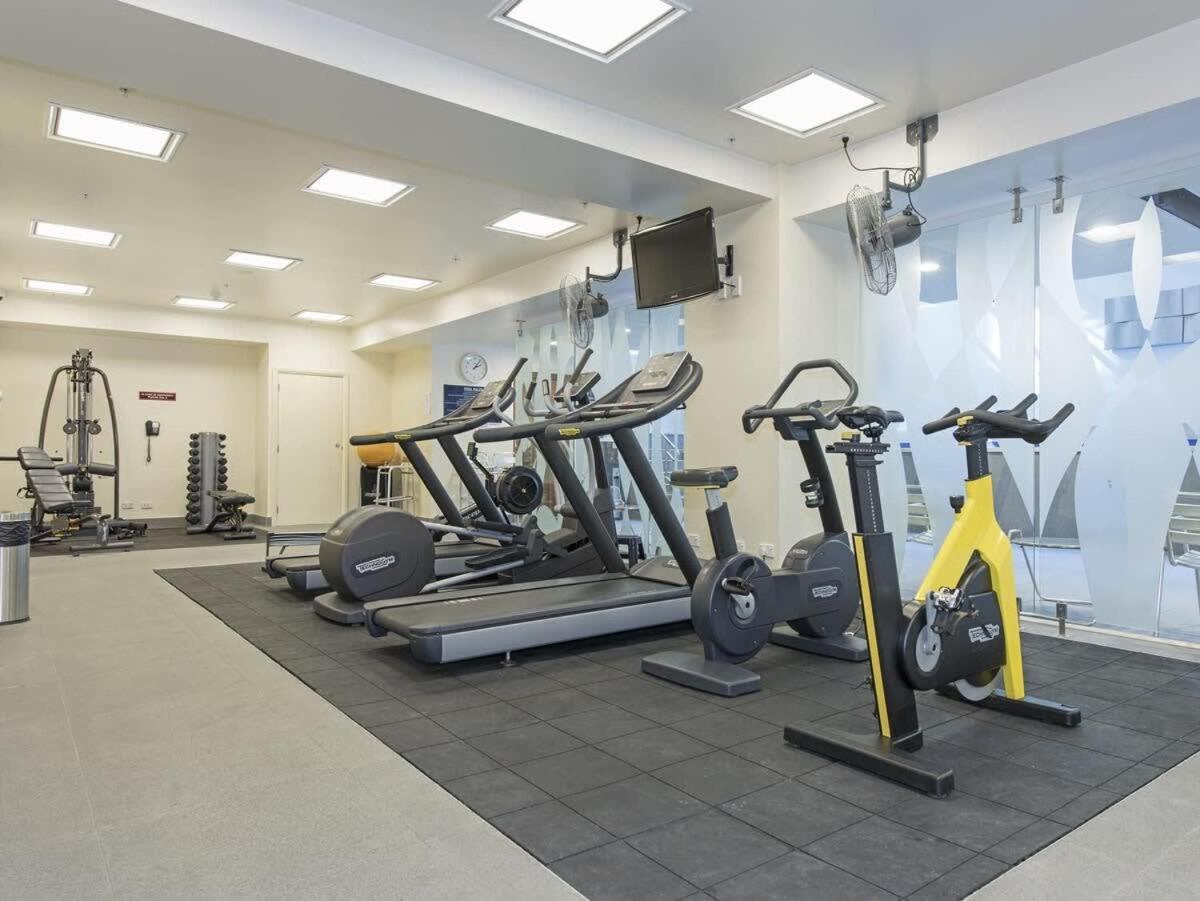 Views -stunning Heritage-pool,gym *