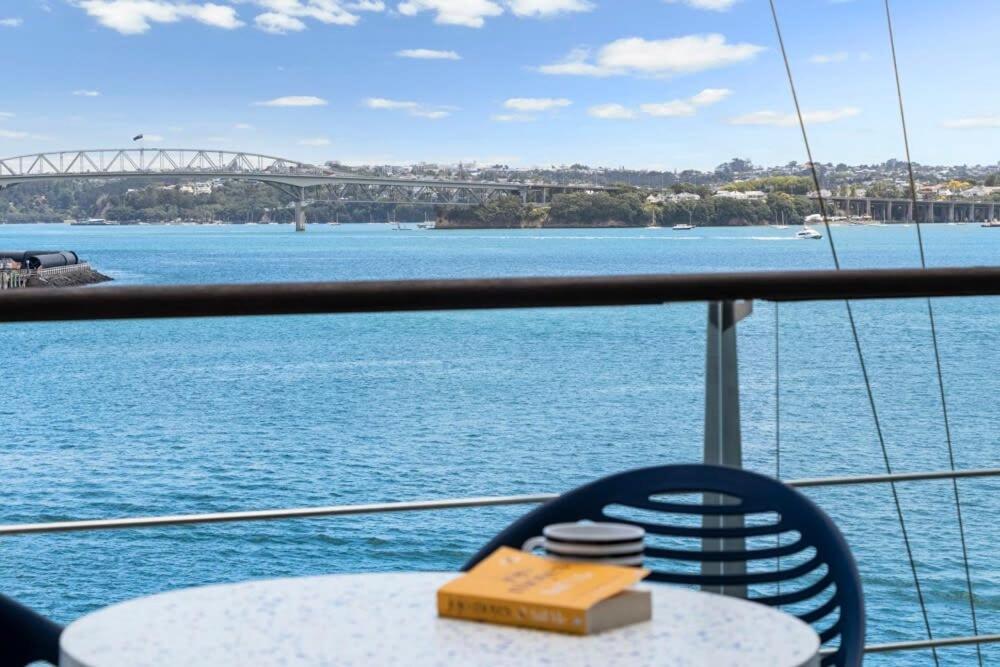 Apartamento Waterfront Deluxe - Luxury At It's Finest! Auckland