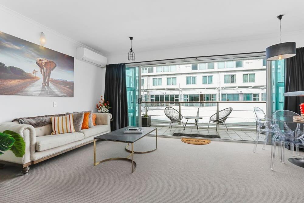 Funky One Bedroom On Princes Wharf Auckland