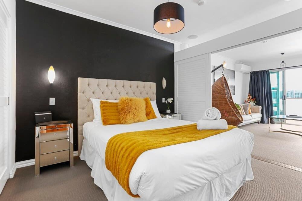Funky One Bedroom On Princes Wharf Apartamento